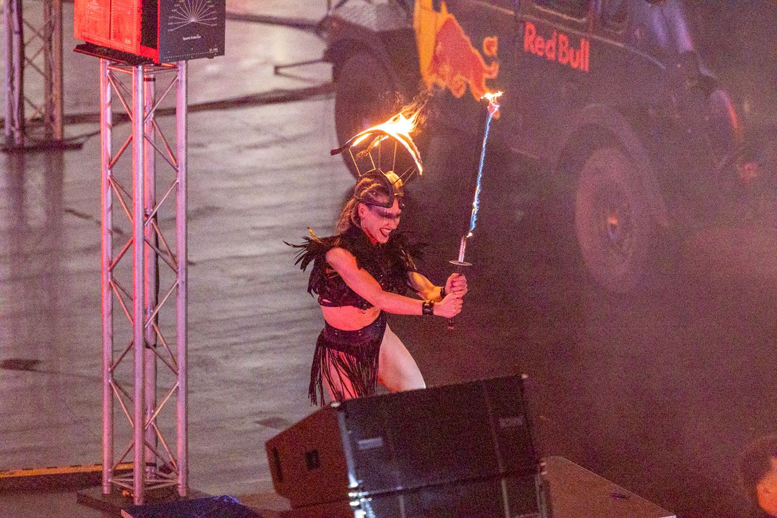 En imágenes: el Olivo Arena vibra con piruetas y motor en estado puro en el Soloflow Freestyle (1)