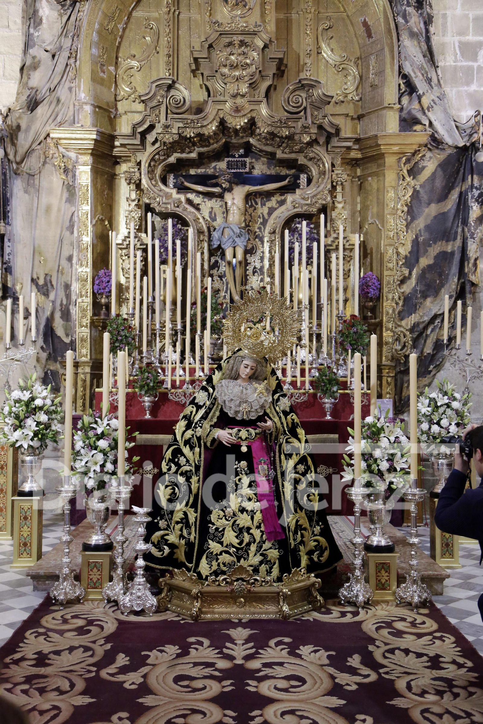 Algunos besamanos y besapies éste domingo en Jerez