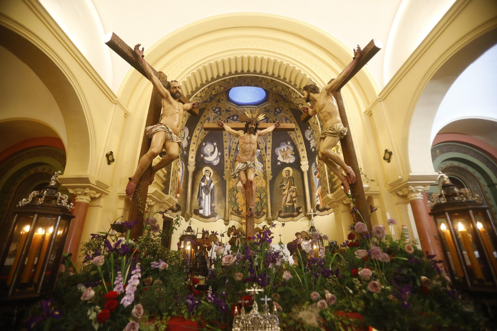 Las mejores imágenes de la hermandad de la Conversión en este Viernes Santo de Córdoba