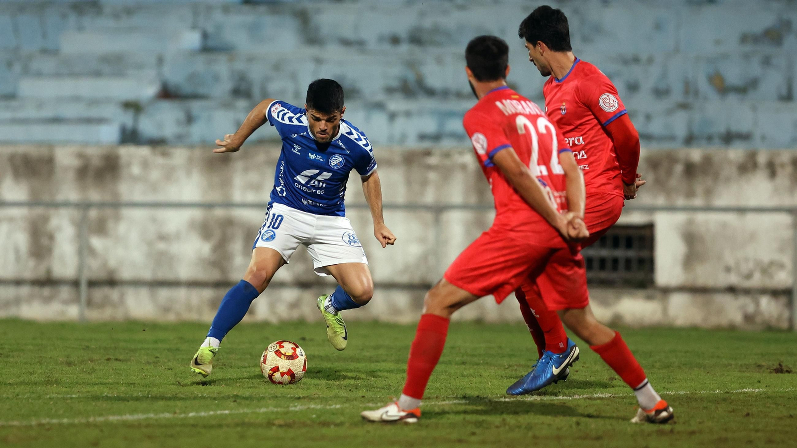 Imágenes del Xerez DFC contra la Deportiva Minerva en el Pedro Garrido de Jerez
