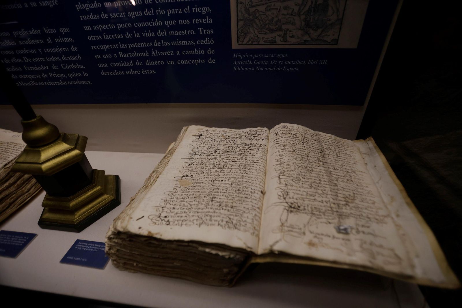 La exposición 'Córdoba en olor de santidad', en imágenes