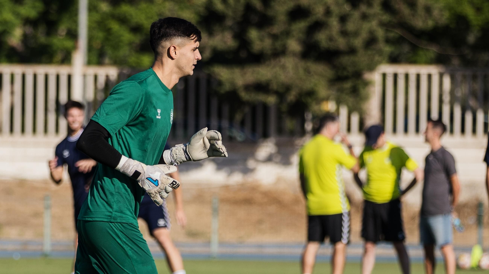 Las mejores imágenes del primer día de entrenamiento del Xerez DFC