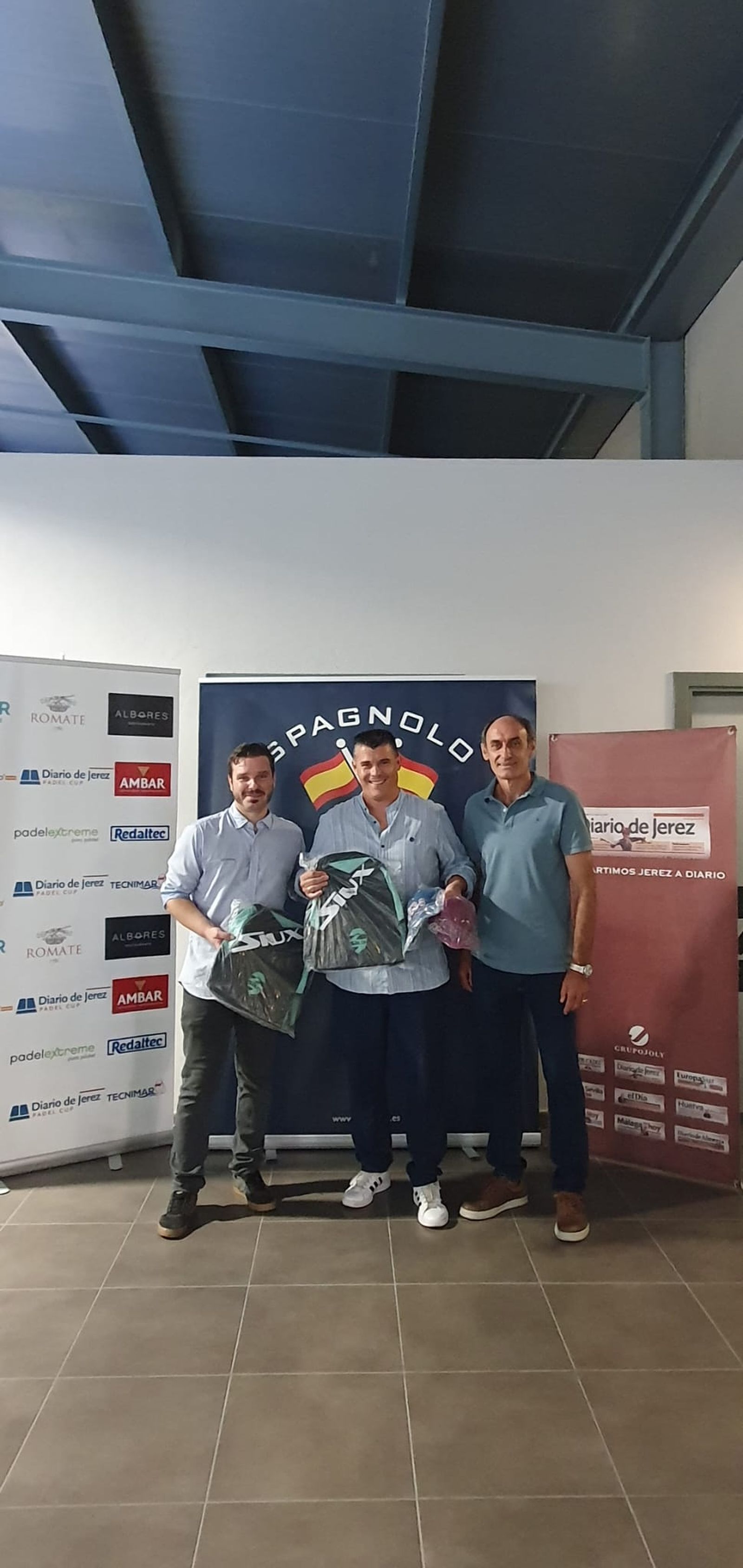 Imágenes de la entrega de trofeos de la IX Diario de Jerez Pádel Cup