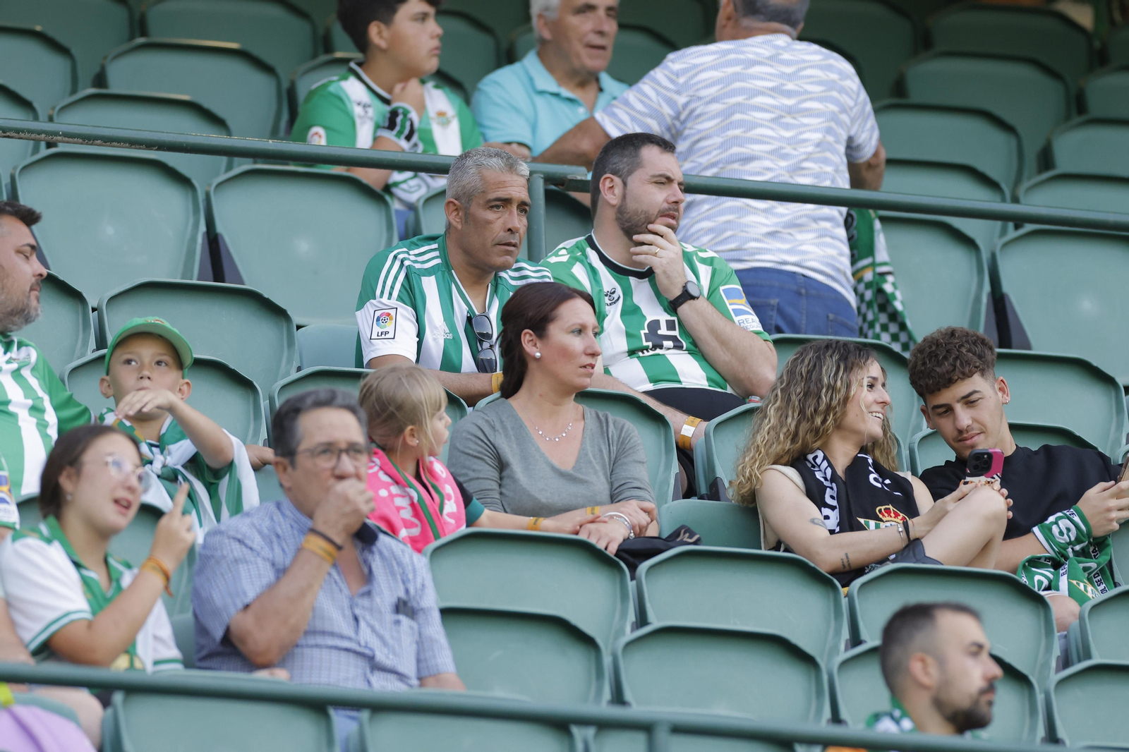 Búscate en las fotos del Betis-Rayo