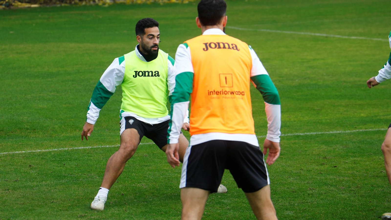 Rubén Alves, en el entrenamiento de este miércoles del Córdoba CF.