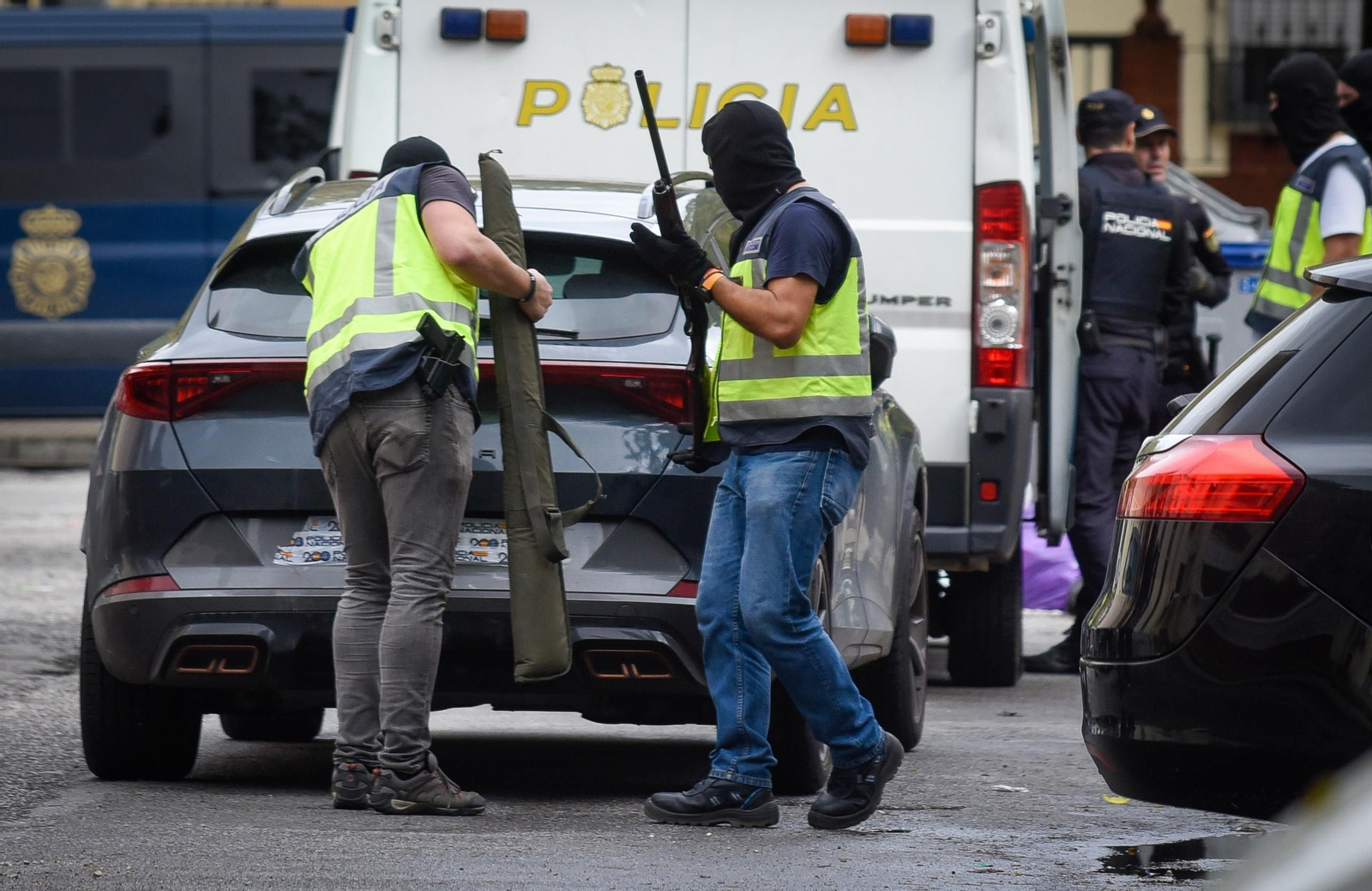 Incautación de armas en el Polígono Sur, en una imagen de archivo.