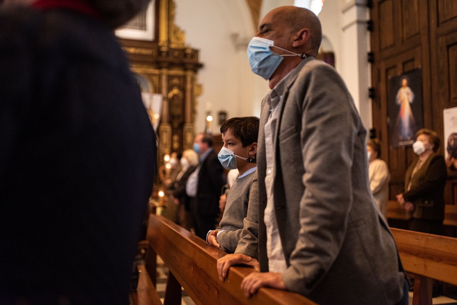 Jueves Santo: Imágenes de las Hermandades del Nazareno y Oración en el Huerto