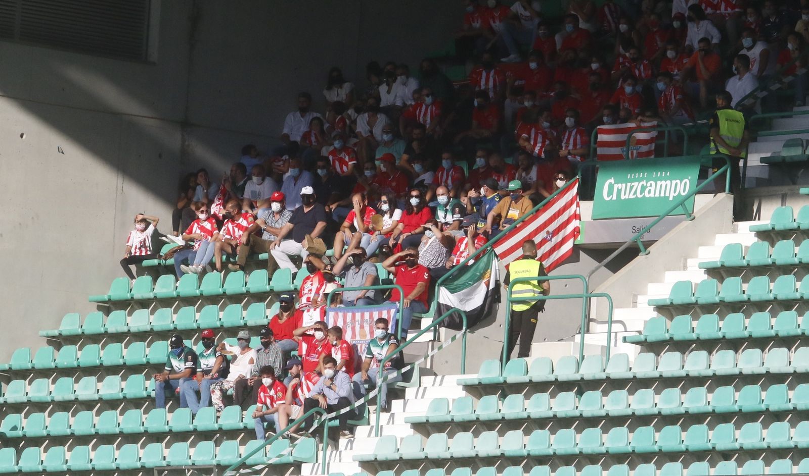 La victoria del Córdoba CF ante el Don Benito, en imágenes