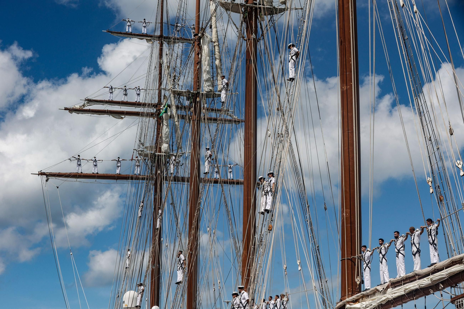 Fotos de la llegada de la Princesa Leonor a Salvador de Bahía a bordo del 'Elcano'