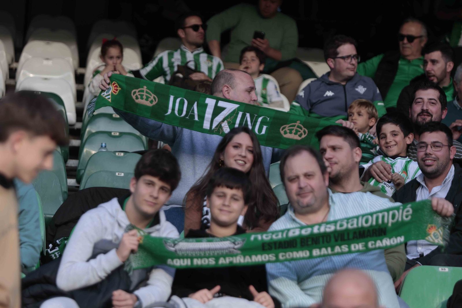 Búscate en las gradas del Villamarín