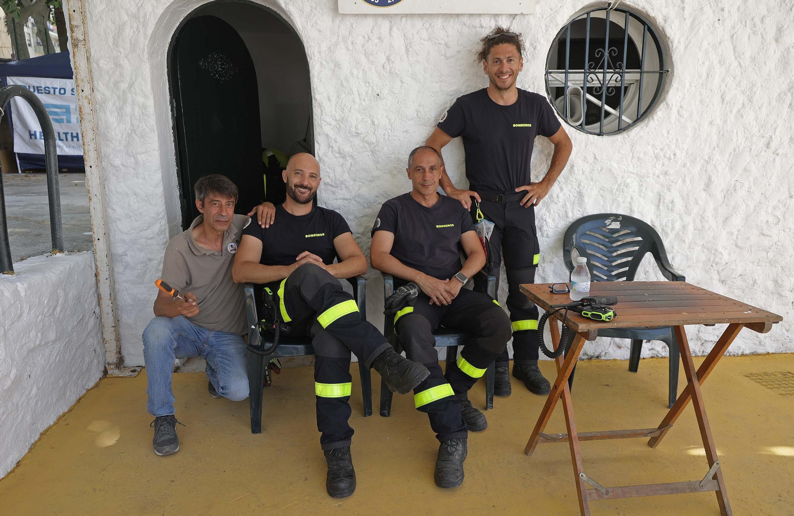 Búscate en las fotos del Domingo por Sevillanas de la Feria Real de Algeciras 2025