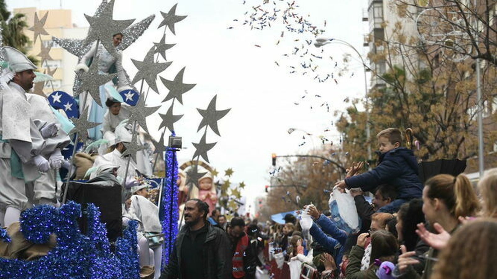 Cabalgata del pasado año por la Avenida.