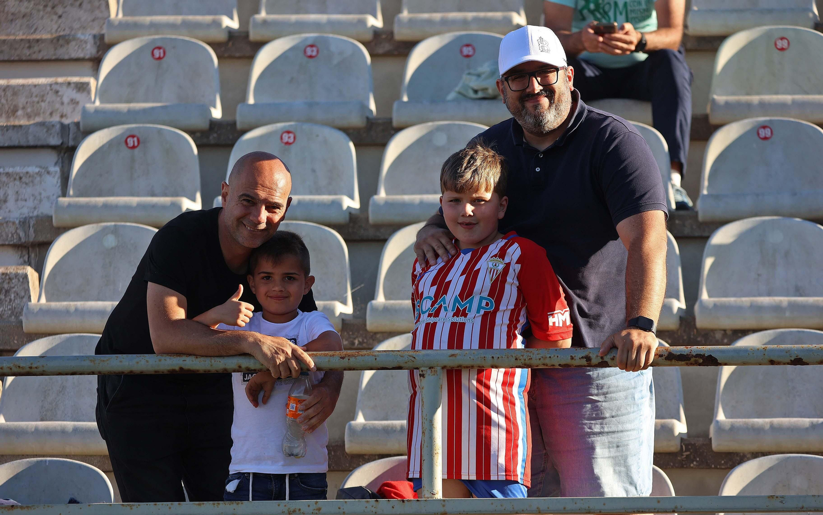 Búscate en el Nuevo Mirador durante el Algeciras - Castellón de Primera RFEF