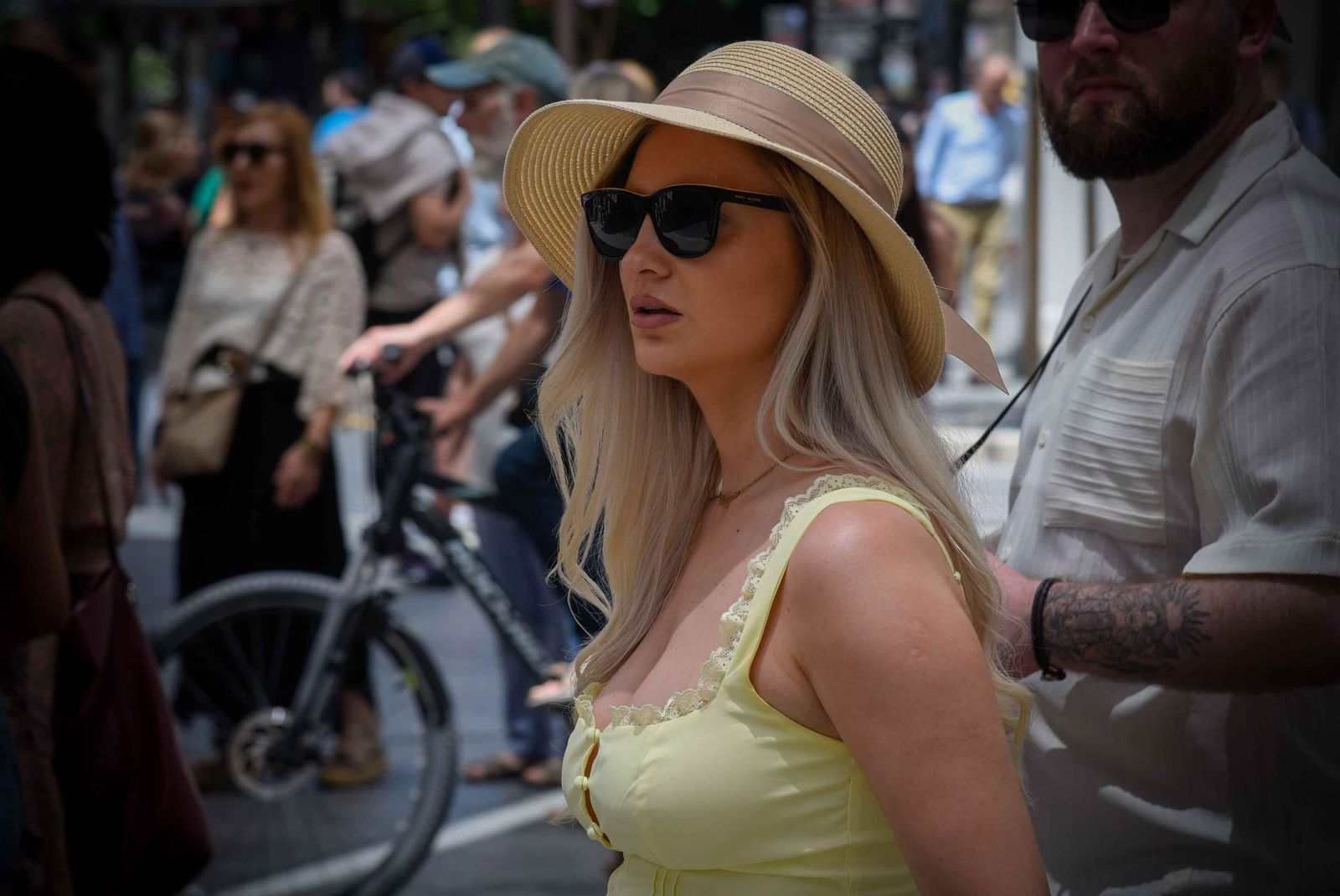 La moda de los sombreros ha regresado a Sevilla