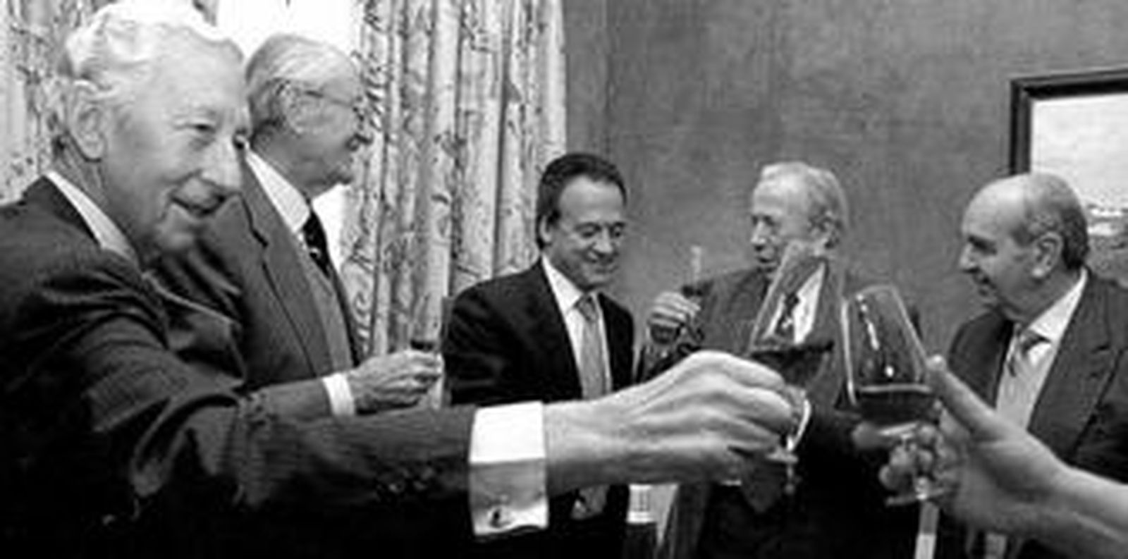 Carlos González, Mauricio González, Pedro Pacheco, Manuel Olivencia y Sixto de la Calle Jiménez.