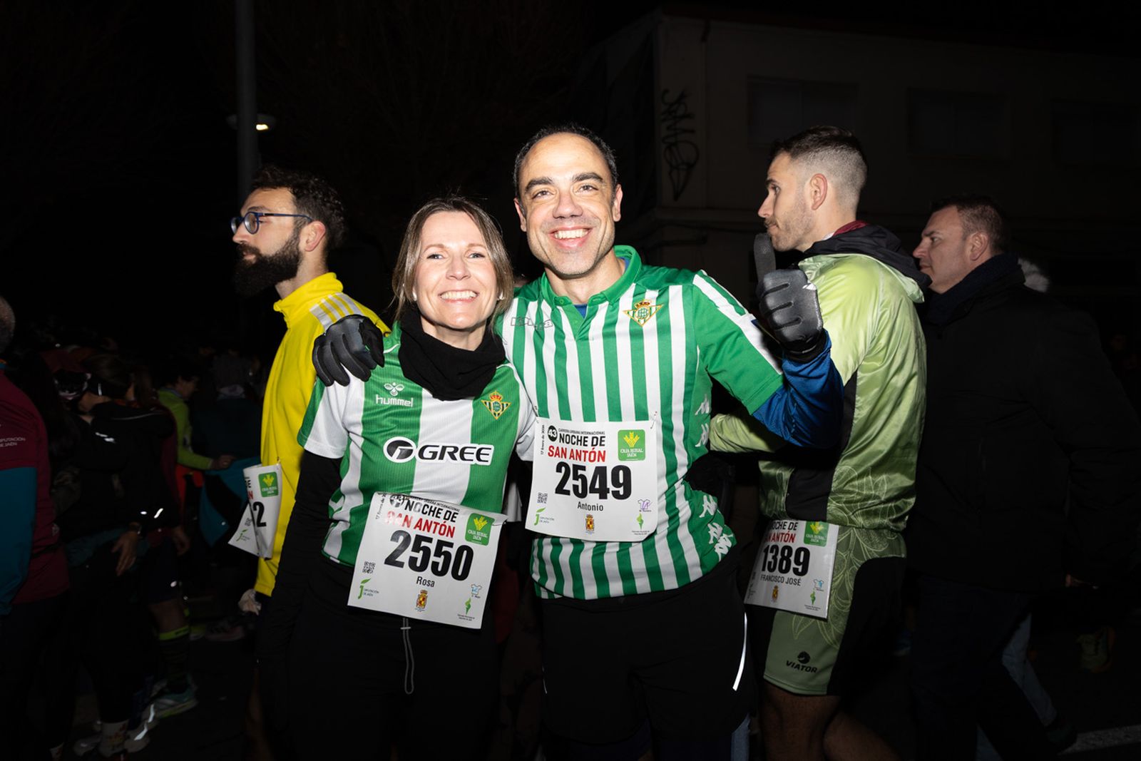 En imágenes: búscate en tu llegada a meta de la Carrera de San Antón 2026 (IV)