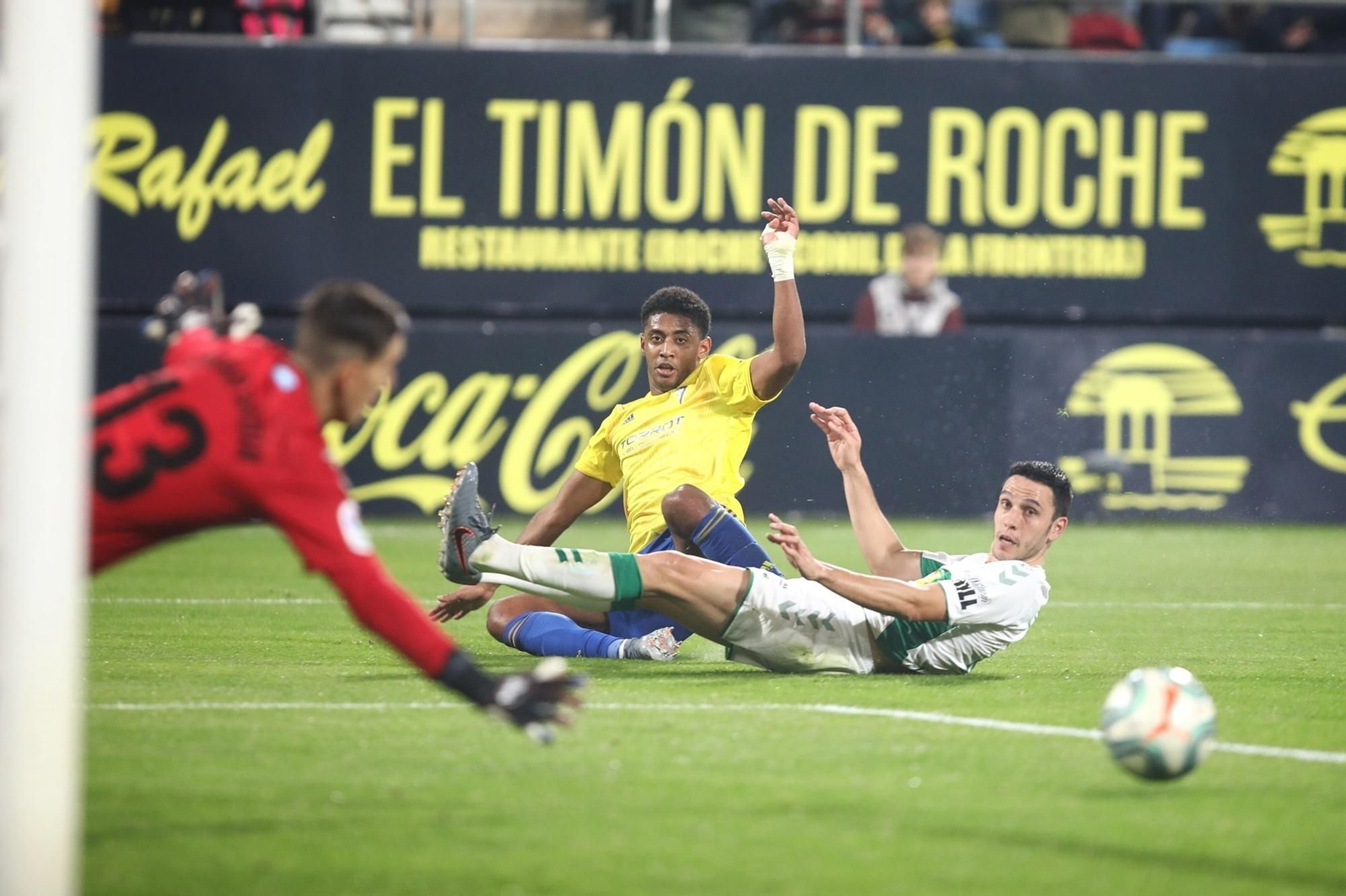 Las imágenes del Cádiz-Elche