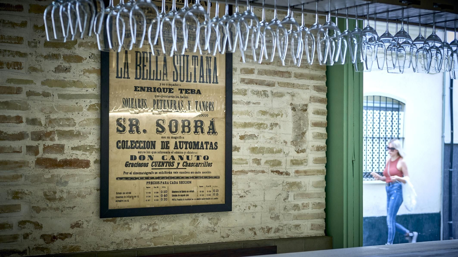 Las imágenes del Bar Las Banderas, que reabre en la Viña