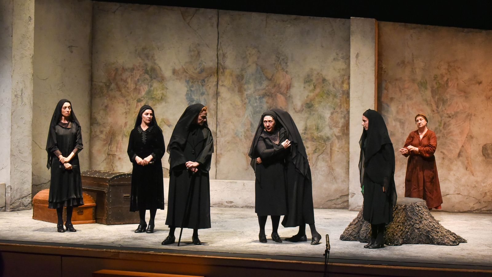 La casa de Bernada Alba en el Palacio de congresos de  La Línea