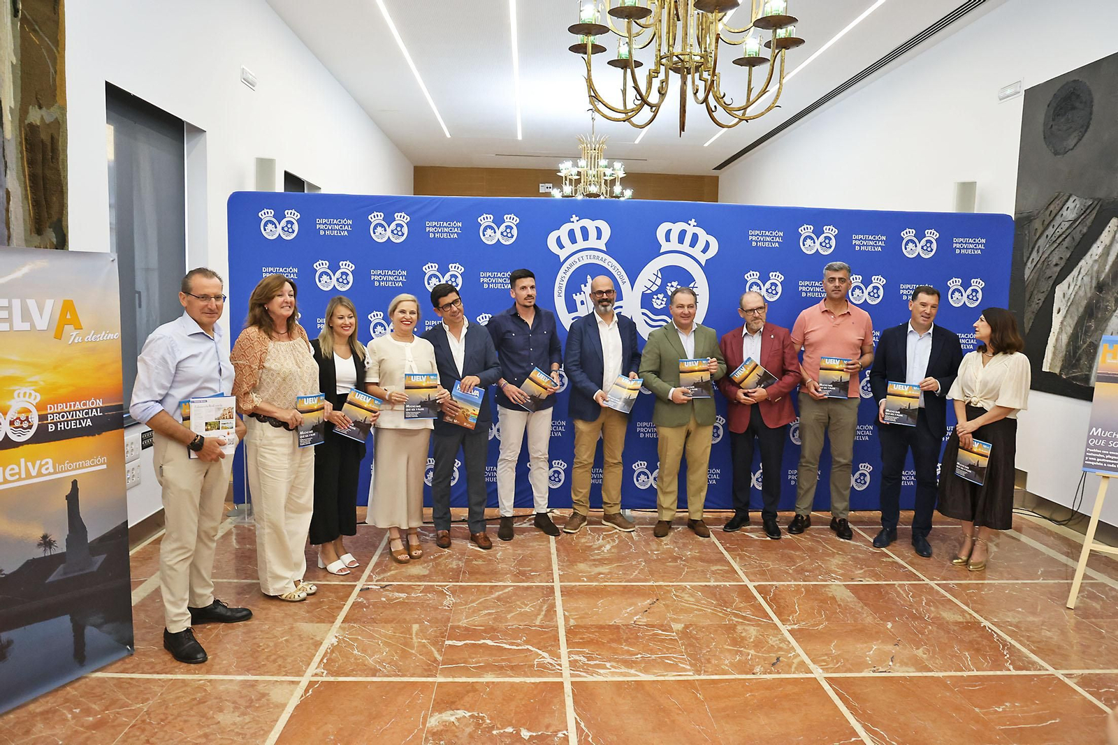 Imágenes de la presentación de la revista de Turismo "Huelva Tu Destino"