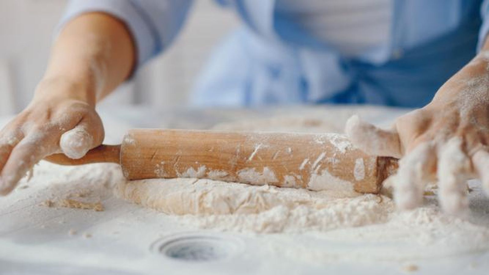 Tres formas de elaborar de manera saludable la masa mona de Pascua