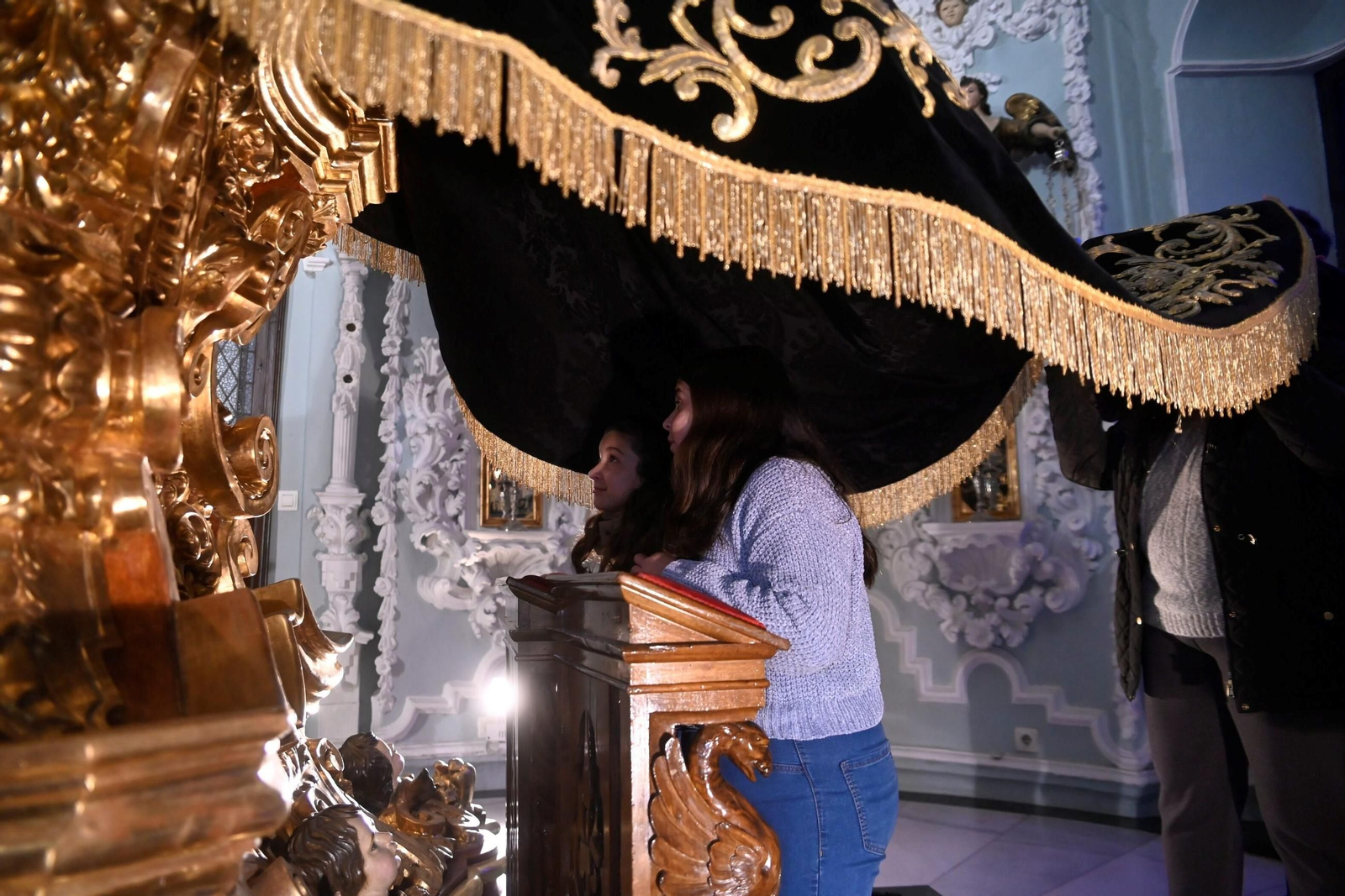 Las mejores fotos de la presentación de los niños a la Virgen de los Dolores de Córdoba