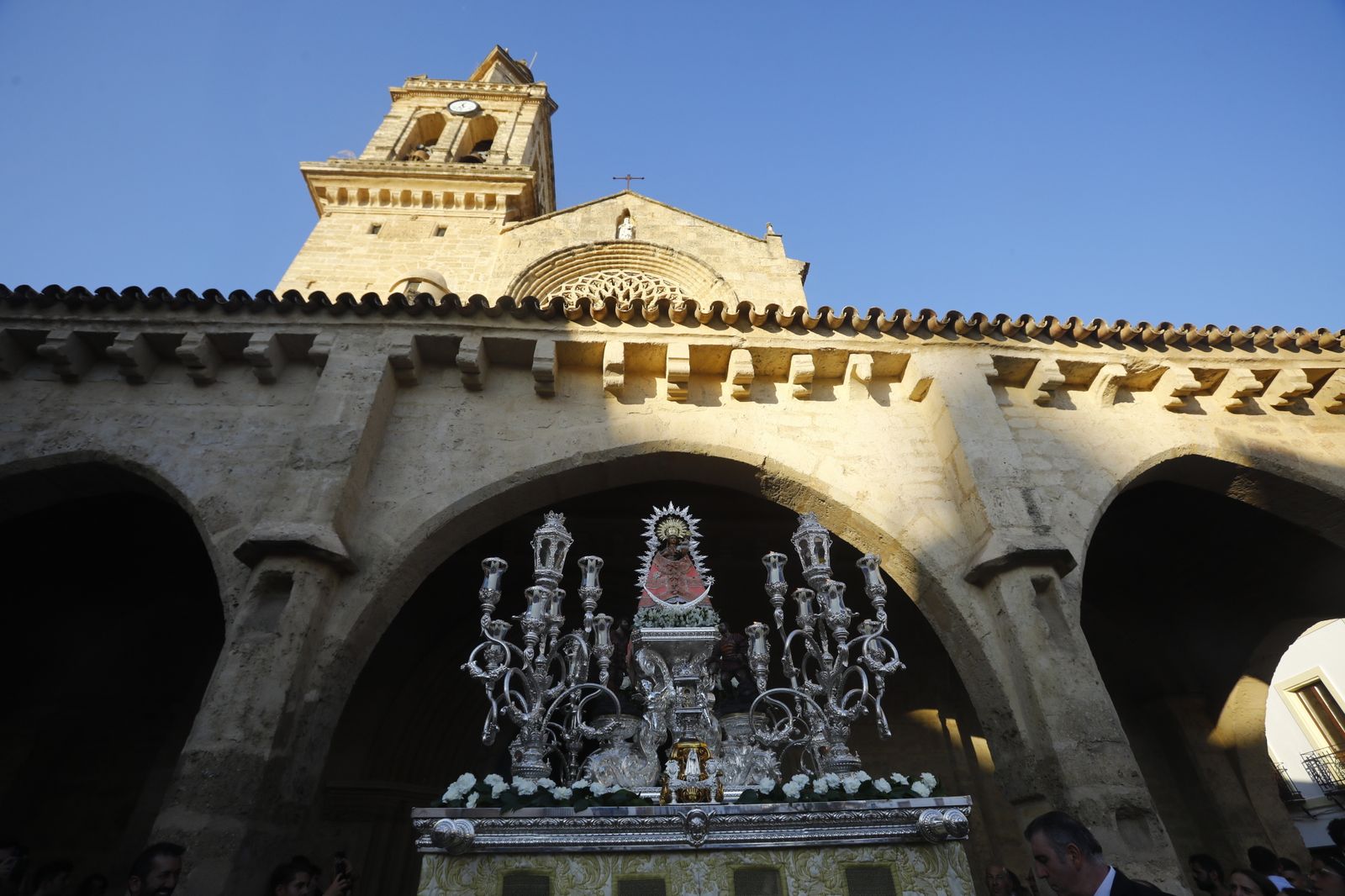 La procesión de la Virgen de Villaviciosa de Córdoba, en imágenes