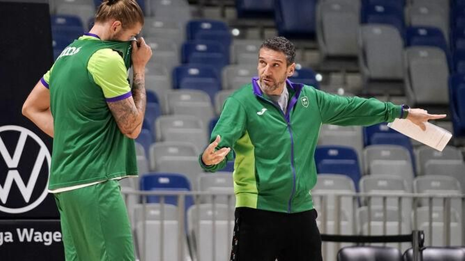 Ibon Navarro y Osetkowski, durante un entrenamiento Ibon Navarro y Osetkowski, durante un entrenamiento