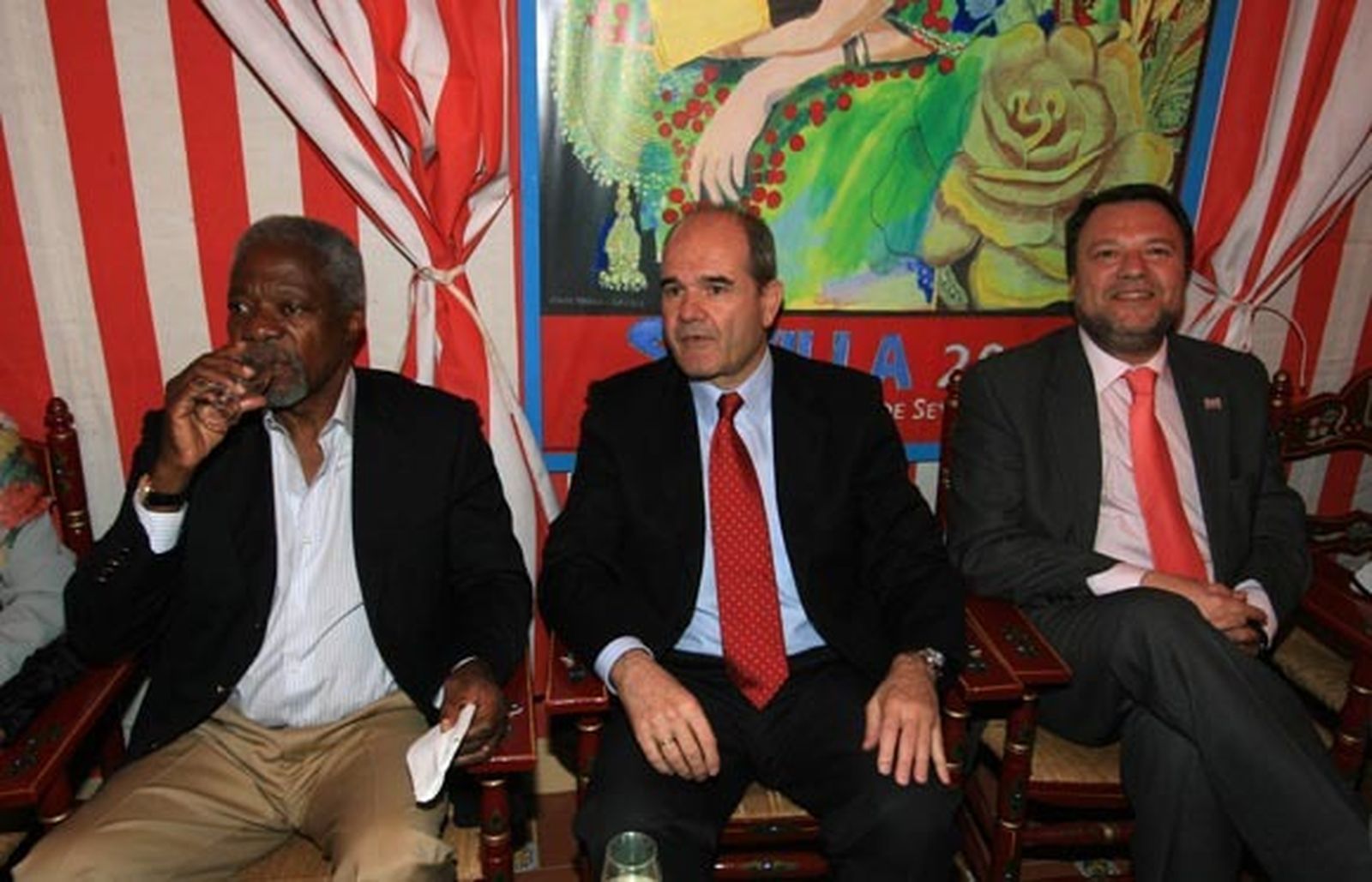 Monteseirín y Chaves reciben al ex secretario general de la ONU