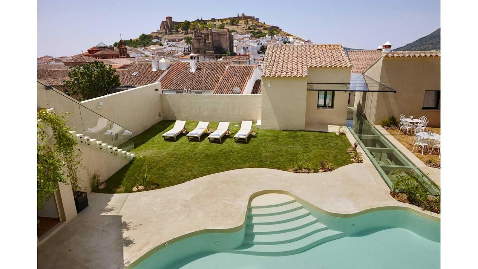 Hotel Restaurante Galería Essentia en Aracena