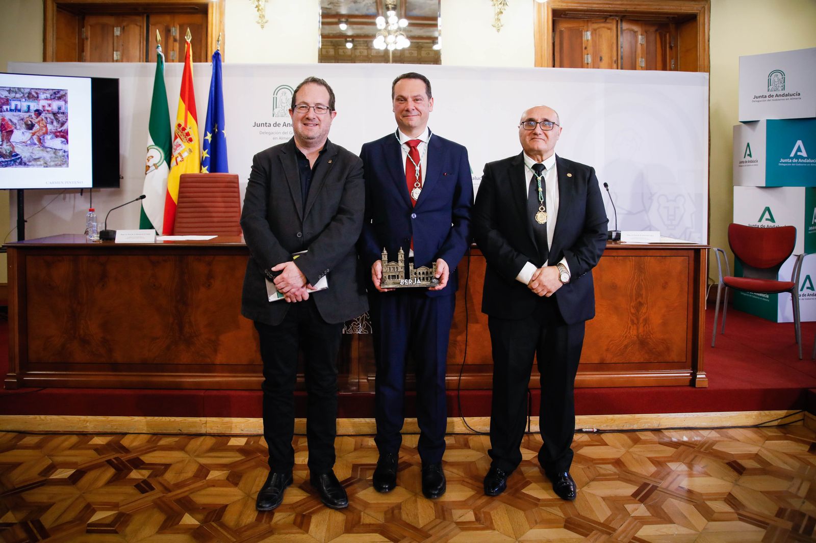 Juan Manuel Martín Robles ingresa como académico de Historia de Andalucía y te lo contamos en imágenes