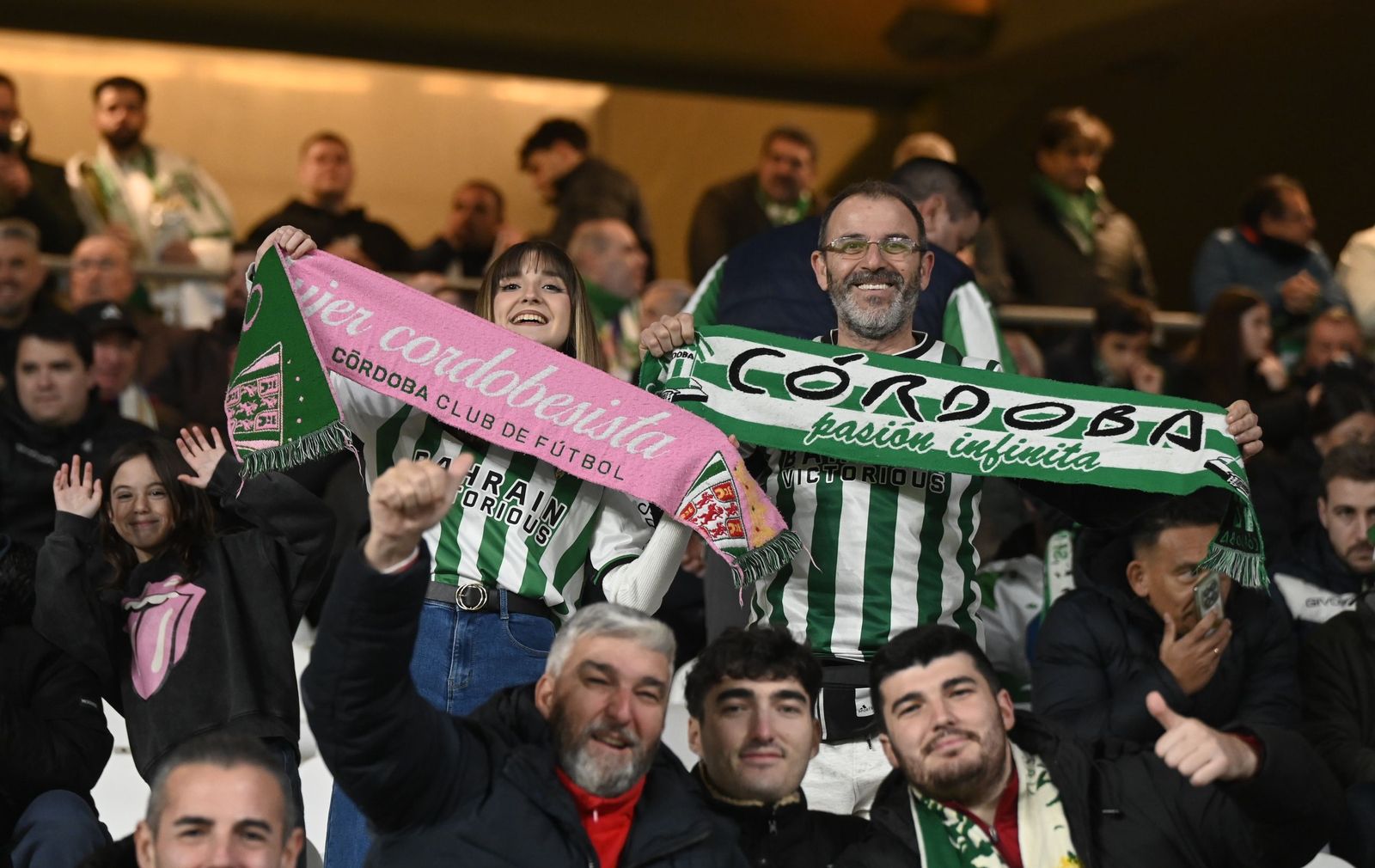 Las fotos del espectacular ambiente en El Arcángel en el derbi andaluz entre Córdoba CF y Málaga