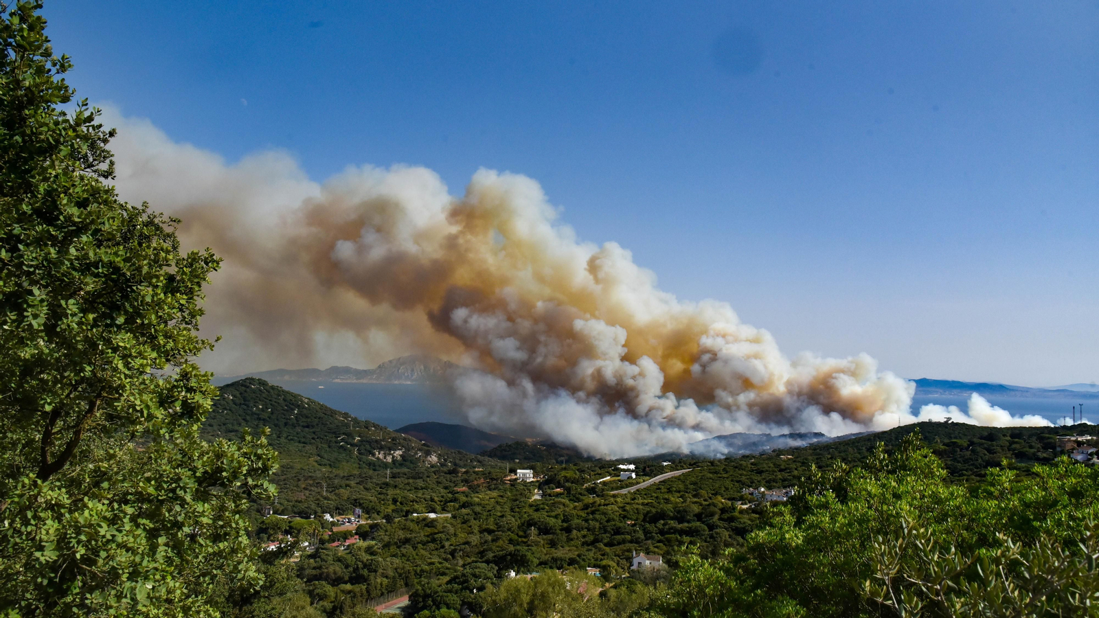 Las fotos del incendio en El Cuartón