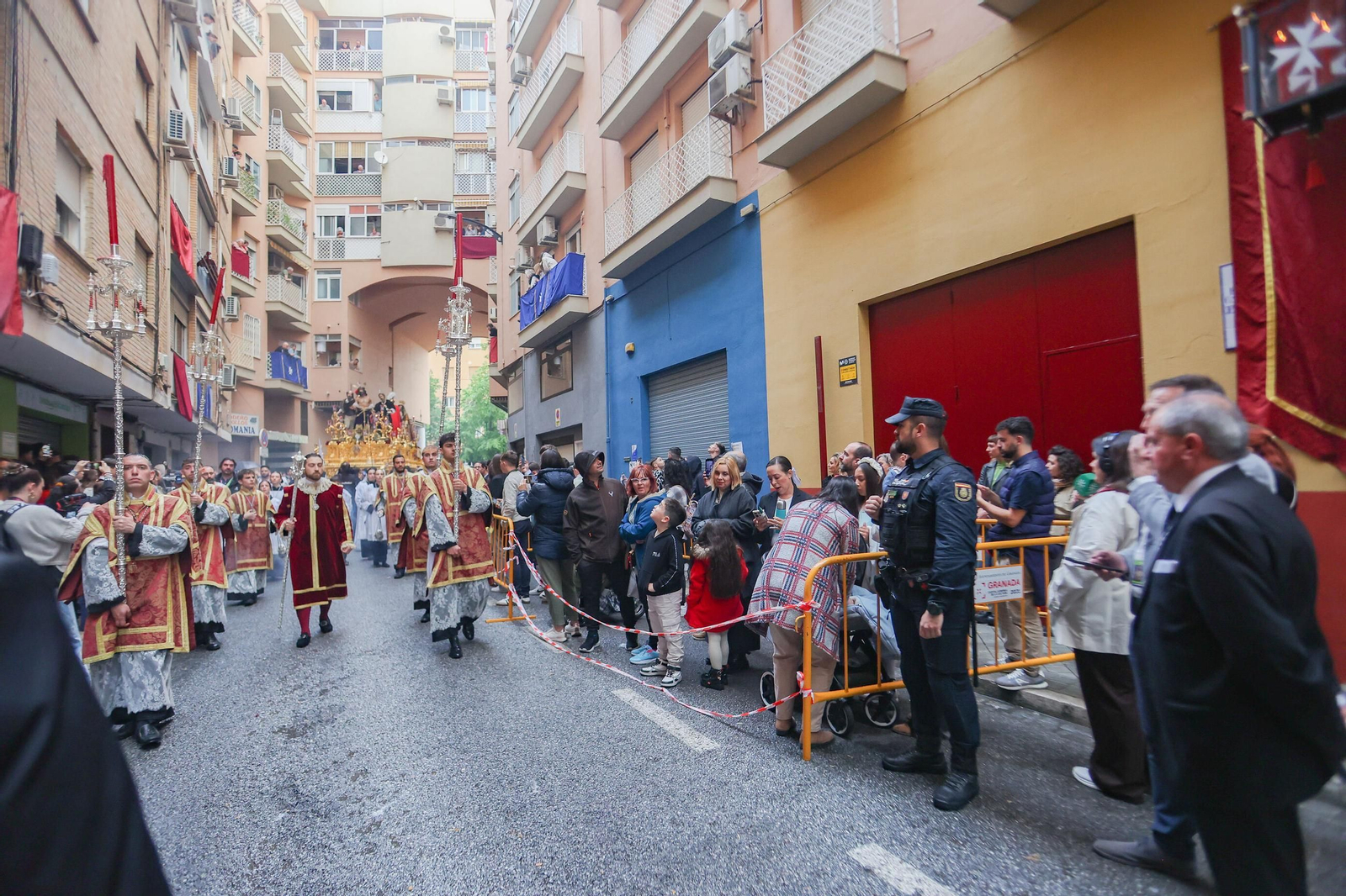 Así vivió Granada la suspensión de la Hermandad de Jesús Despojado 2025