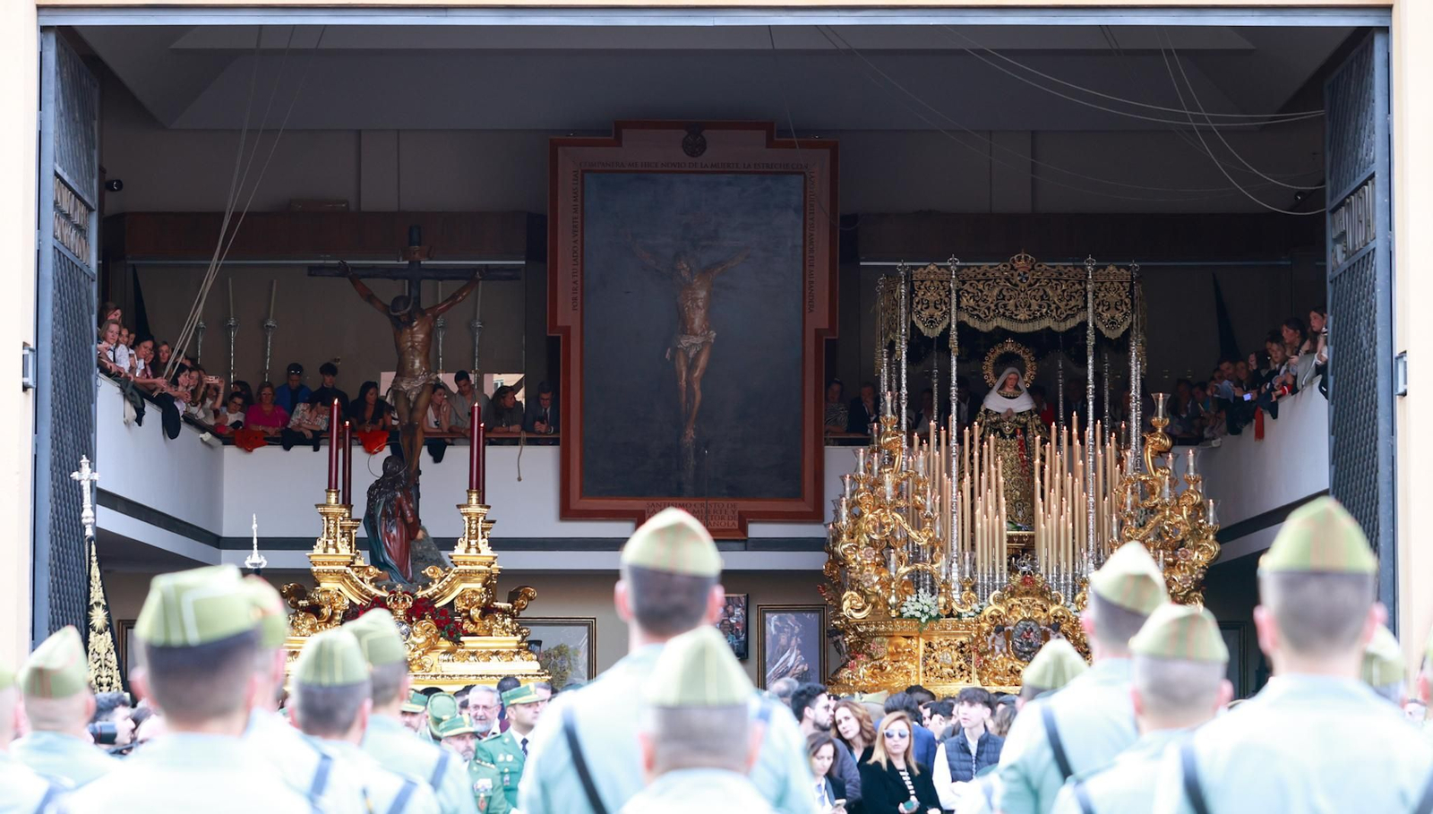 Mena y la Legión en su procesión del Jueves Santo en Málaga, en fotos Mena y la Legión en su procesión del Jueves Santo en Málaga, en fotos