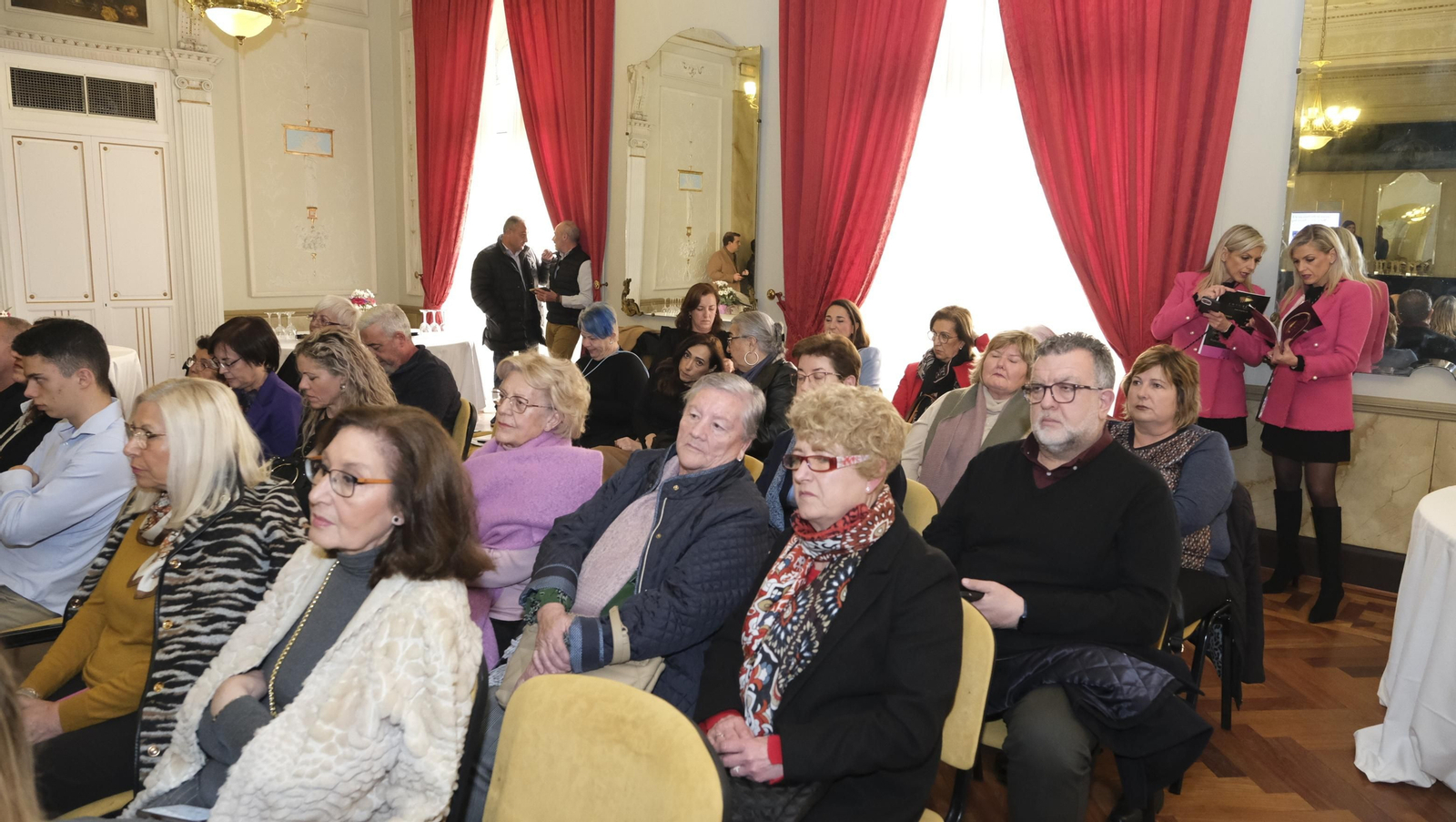 Imágenes de las galardonadas por el Ayuntamiento de Almería con motivo del Día de la Mujer