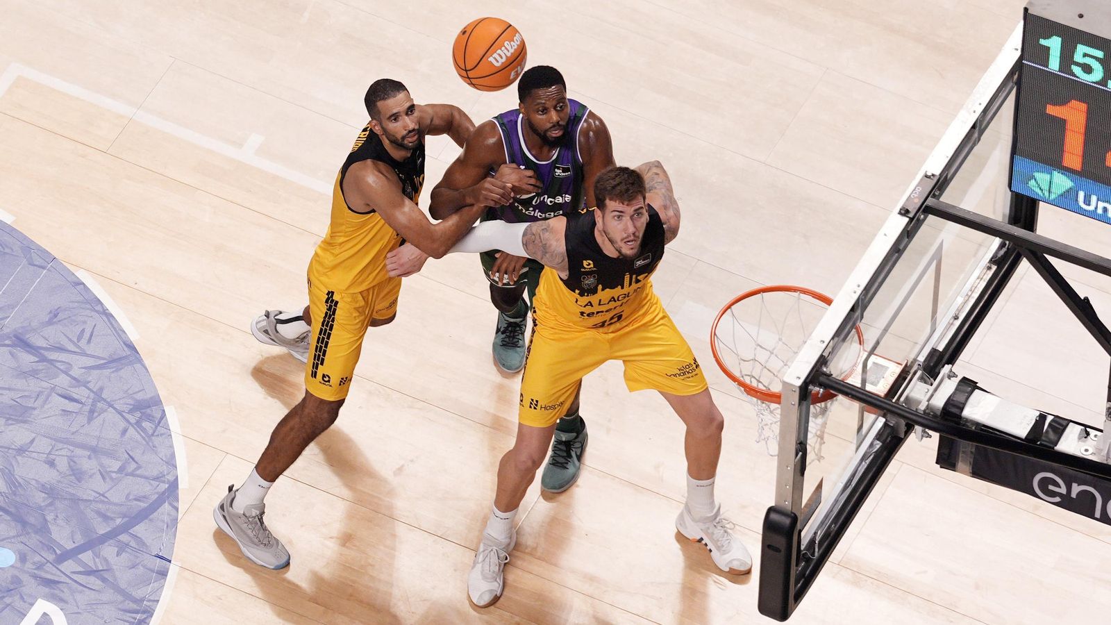 El Unicaja-La Laguna Tenerife, en fotos