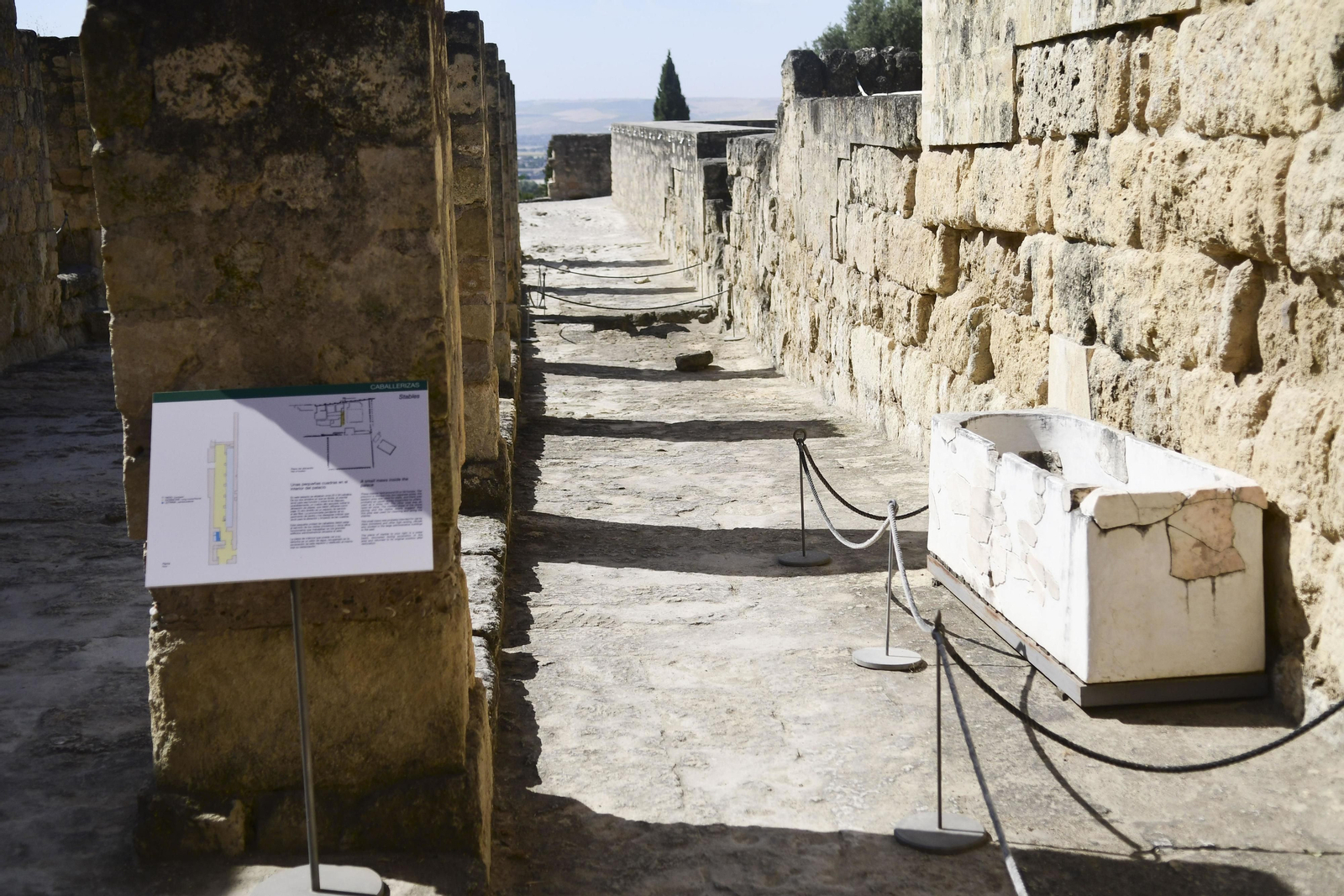 Paseo por Medina Azahara
