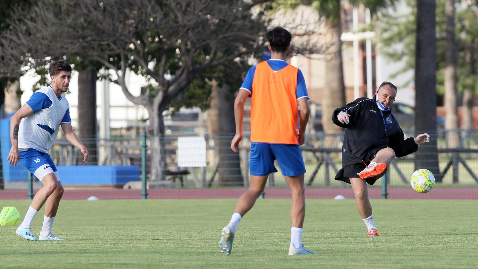 Primer entrenamiento del Xerez DFC en el Pepe Ravelo