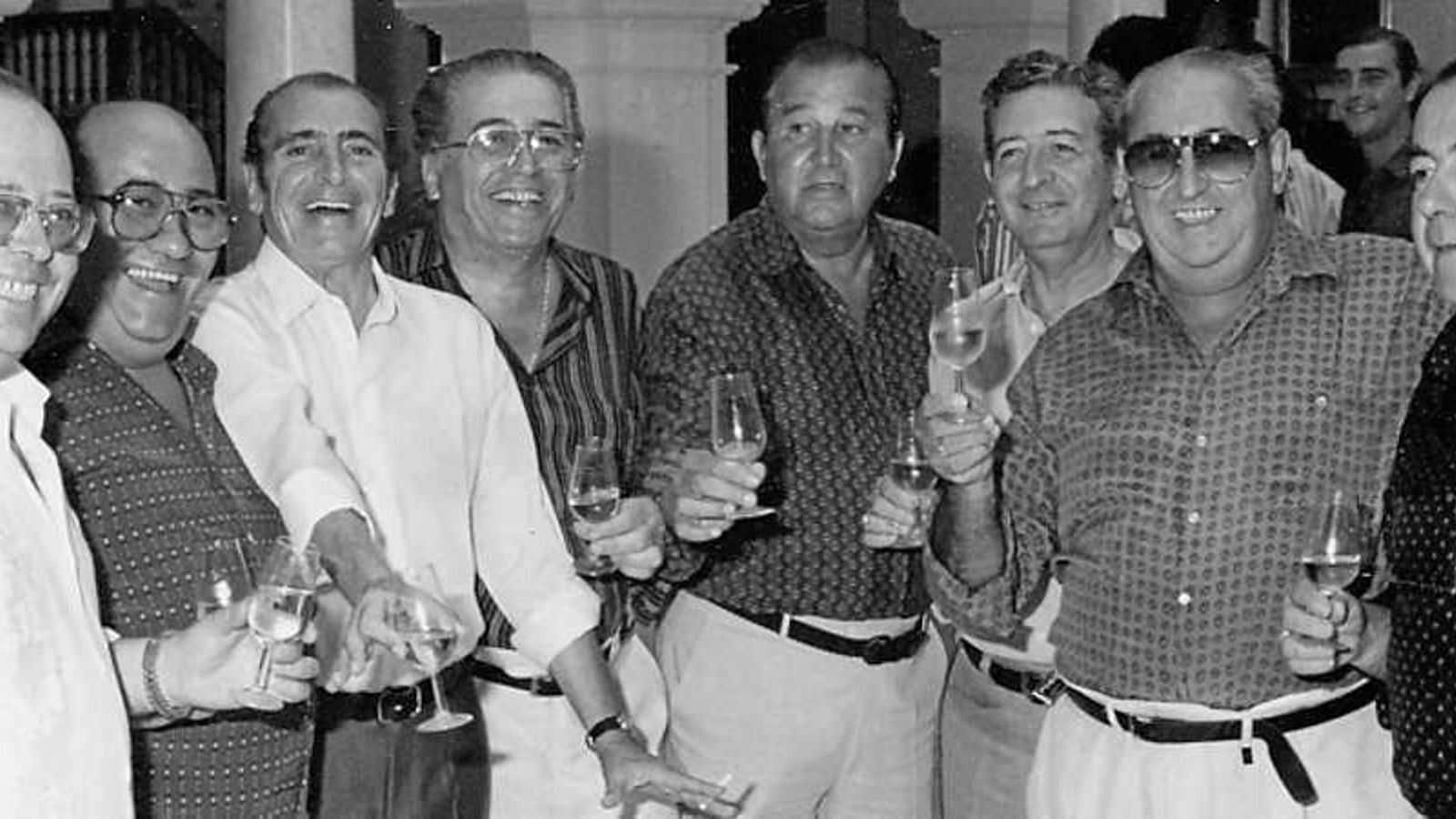 Antonio García, Faustino, Beni de Cádiz, Pepe Benicio, Fermín Bohórquez, Alfonso Rodríguez, Juan Flor, Paco Román y Antonio Narbona. Antonio García, Faustino, Beni de Cádiz, Pepe Benicio, Fermín Bohórquez, Alfonso Rodríguez, Juan Flor, Paco Román y Antonio Narbona.