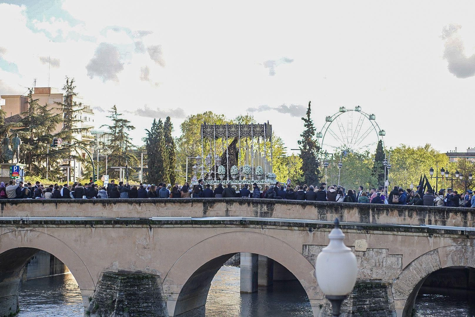 Las mejores fotos del Viernes Santo de Granada