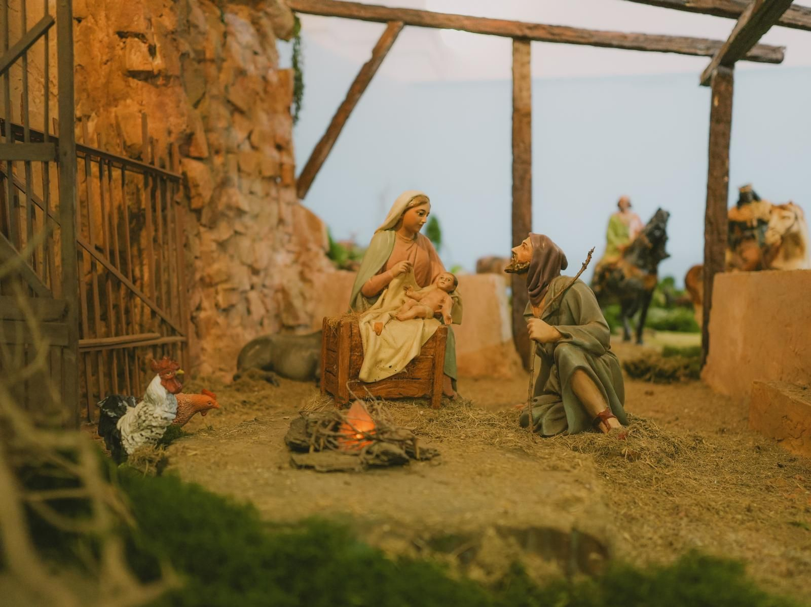 San José, la Virgen María y el Niño Jesús protagonizan el Belén rociero.