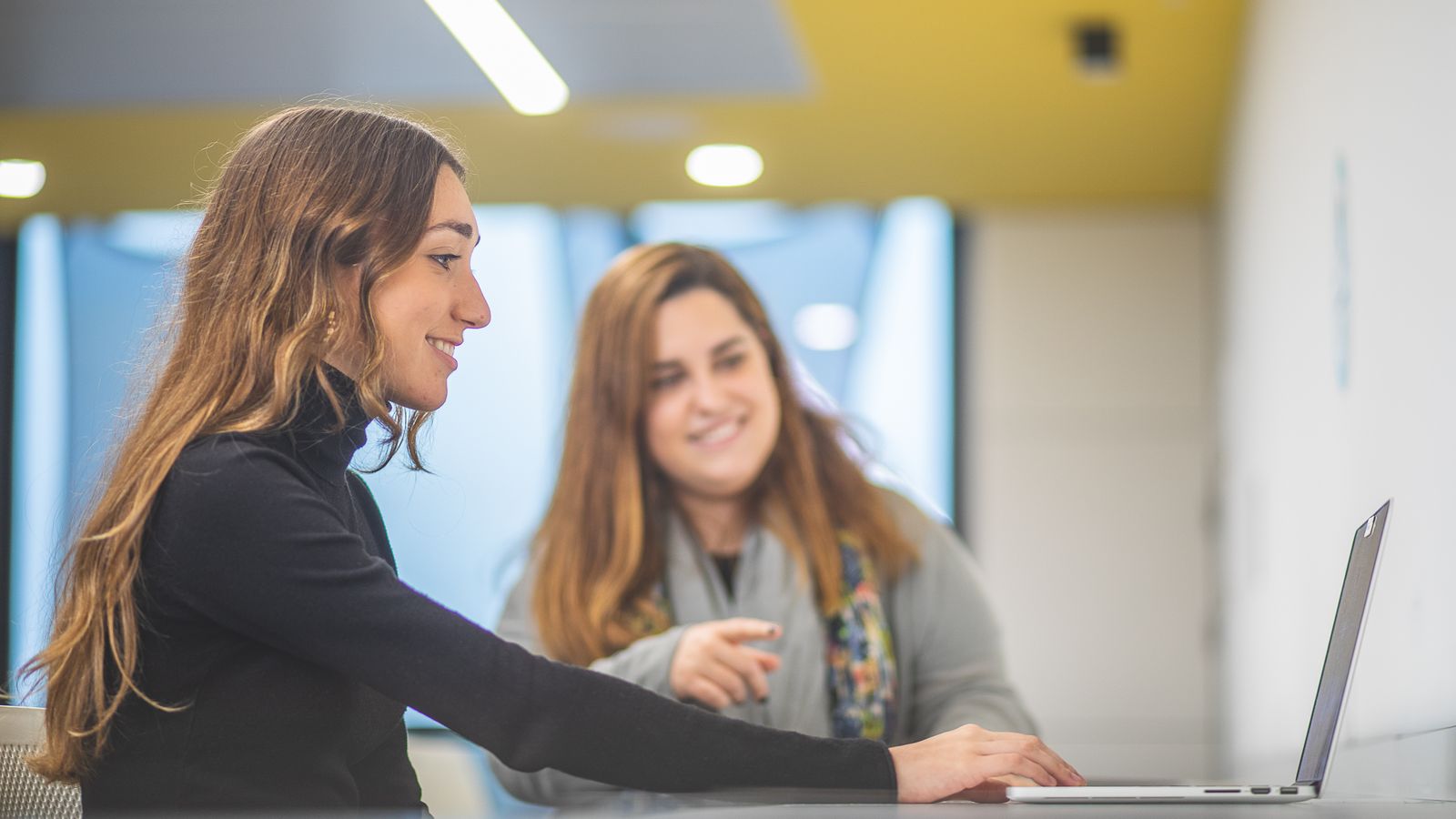 La Universidad Loyola amplía su oferta en el área jurídica de postgrado con una apuesta por la internacionalización y la transformación digital