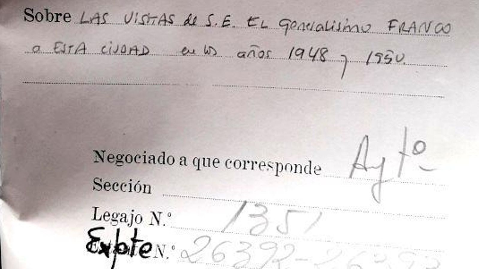 Legajo del Archivo Municipal de Jerez con los expedientes de sus visitas en 1948 y 1950.