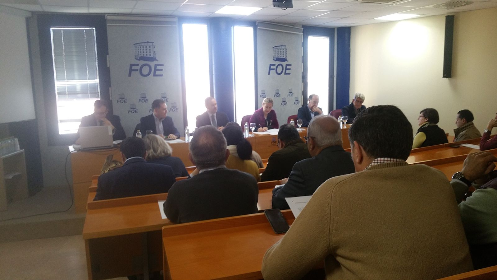 Junta directiva de la FOE.