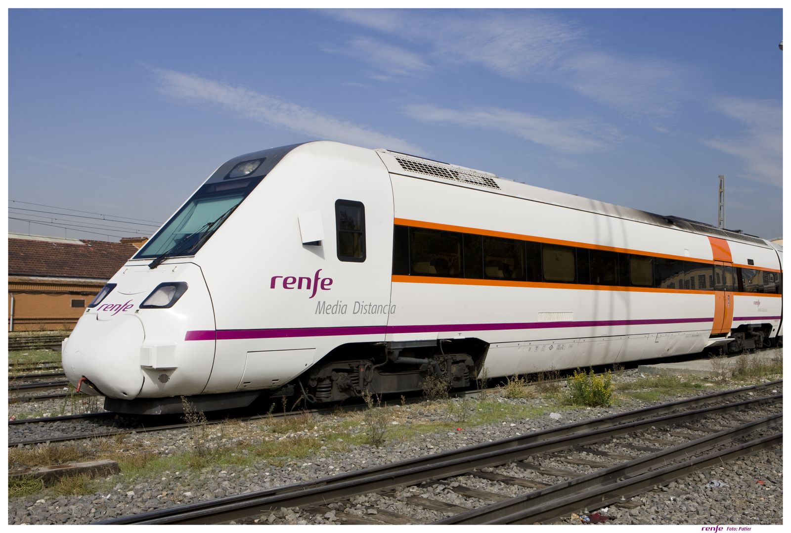 Tren Media Distancia de Renfe.
