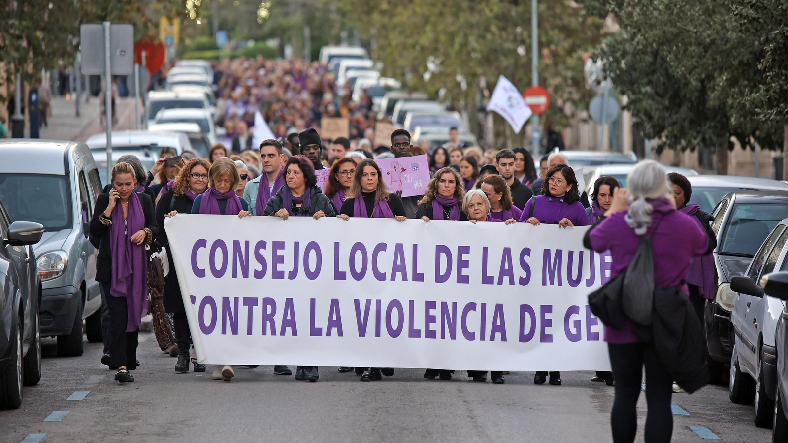 Imágenes de la manifestación del 25N 2024 en Jerez