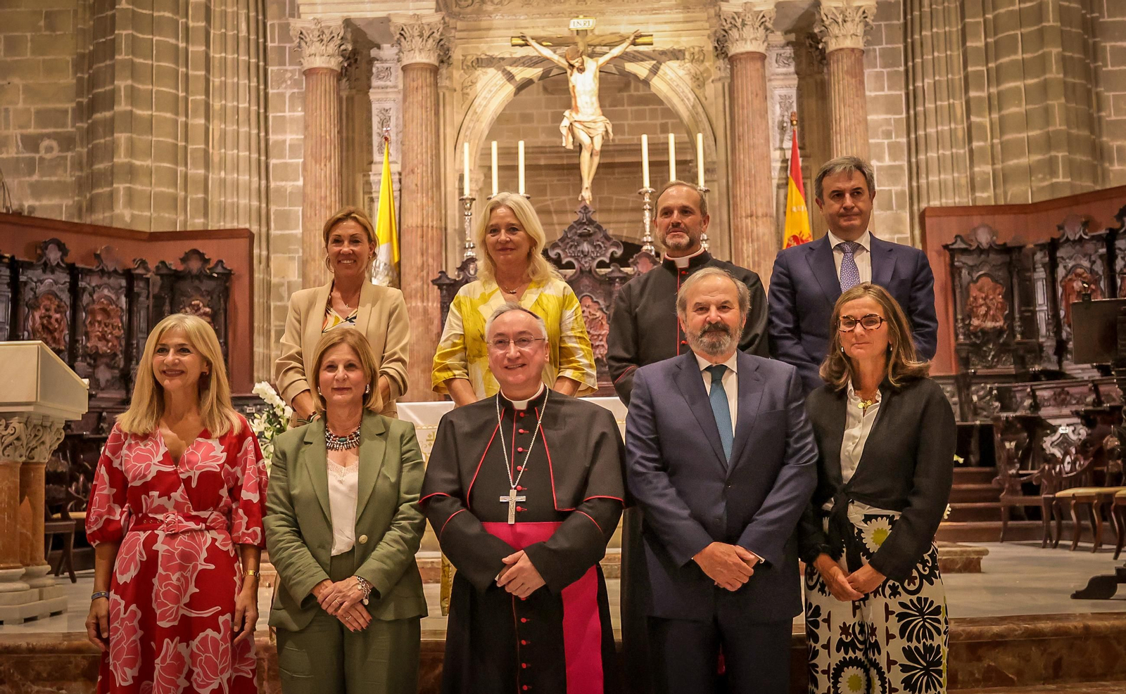 Imágenes de la nueva iluminación de la Catedral de Jerez