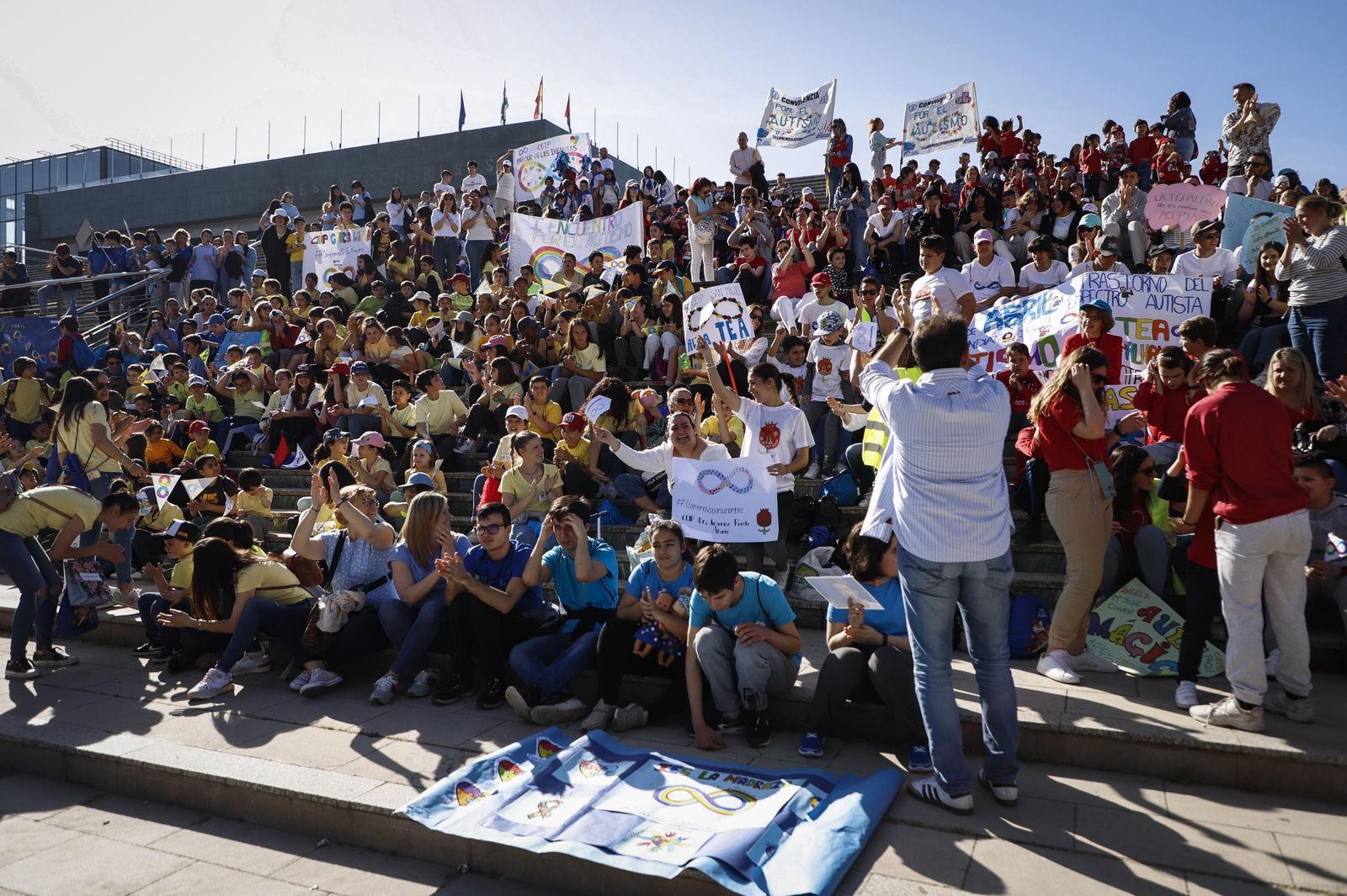 Así ha sido la primera concentración de autismo en Granada