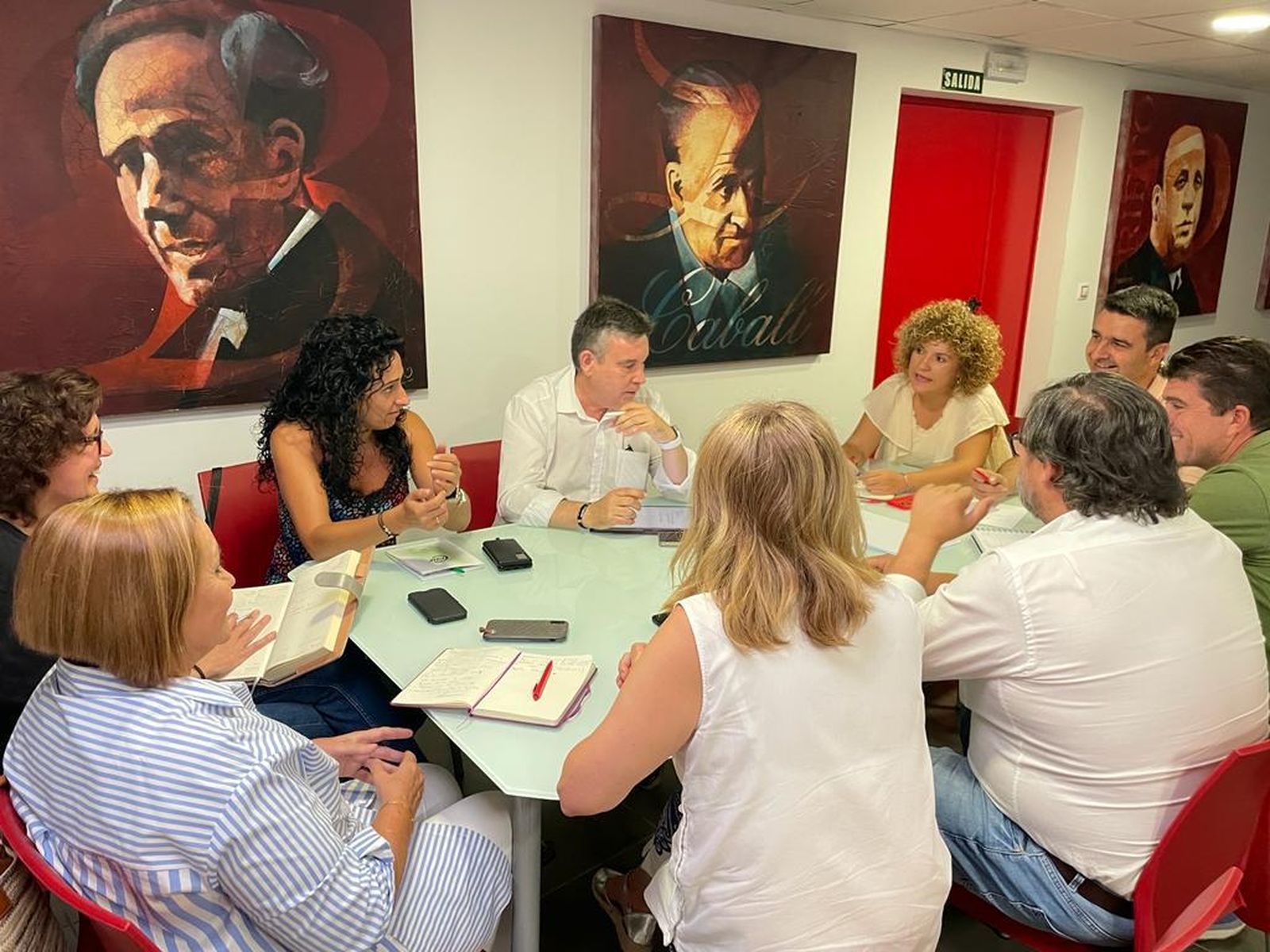 El PSOE, reunido con los sindicatos.